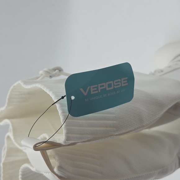 Women's White Knee-High Lace-Up Boots PU and Knit Material New - Picture 15 of 16